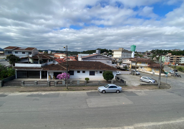 Casa para Vender no Bairro Jardim Maluche em Brusque