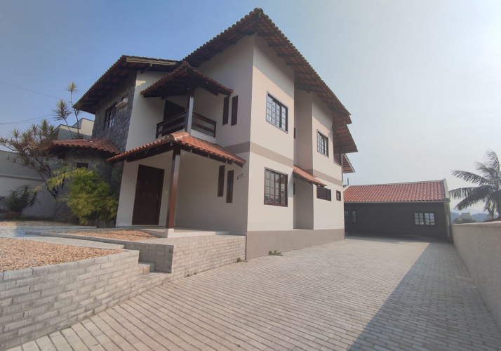 Casa no bairro Jardim Maluche em Brusque