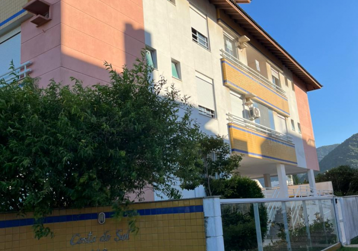 Apartamento no bairro Pântano do Sul em Florianópolis