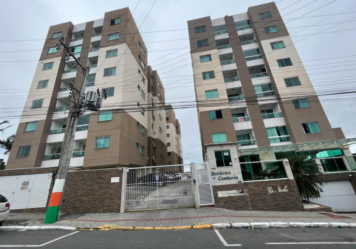 Aluguel Anual -   5 minutos da praia  BC