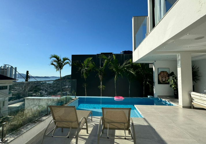 Casa 835m² Balneário Camboriú Nova