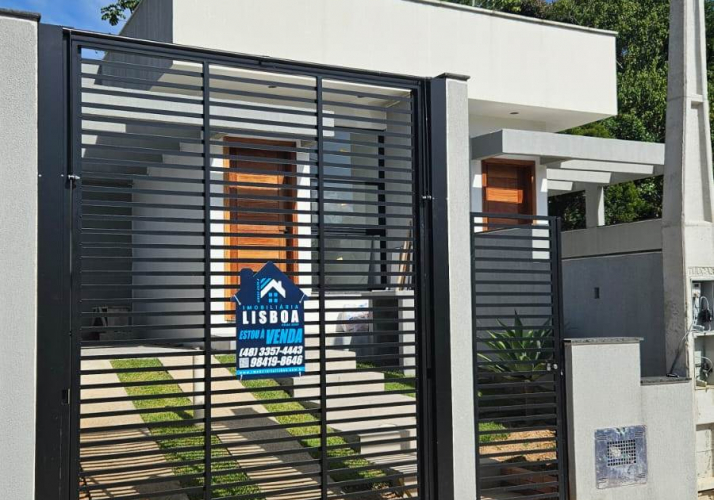 Casa Geminada no bairro Forquilhas em São José