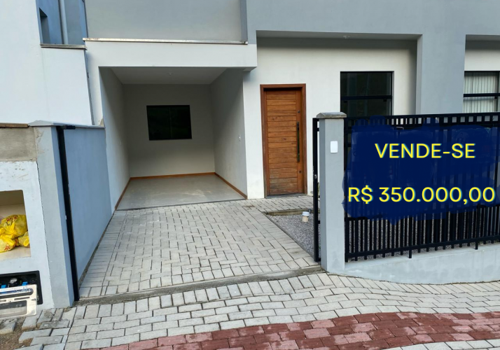 Casa a Venda - Brusque - 3 Quartos - R$ 350.000,00