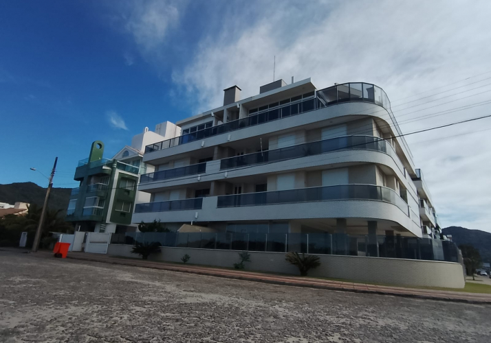 Apartamento em frente a praia.