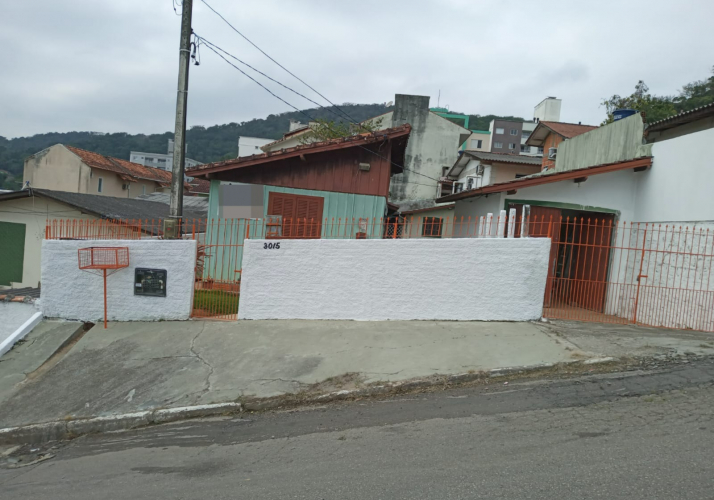 Casa no Bairro Ipiranga em São José SC