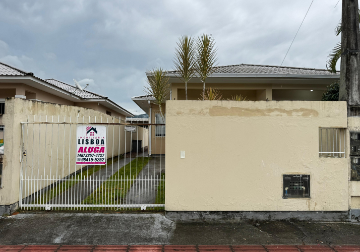 Casa Geminada no bairro Forquilhas em São José