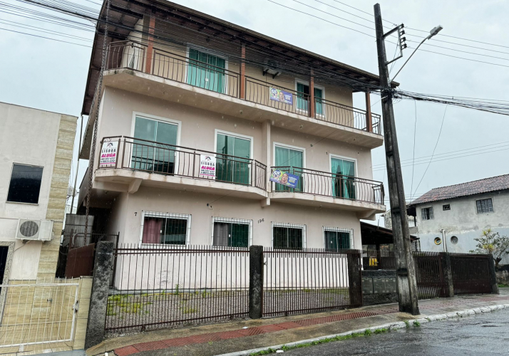 Apartamento no bairro Forquilhinhas em São José