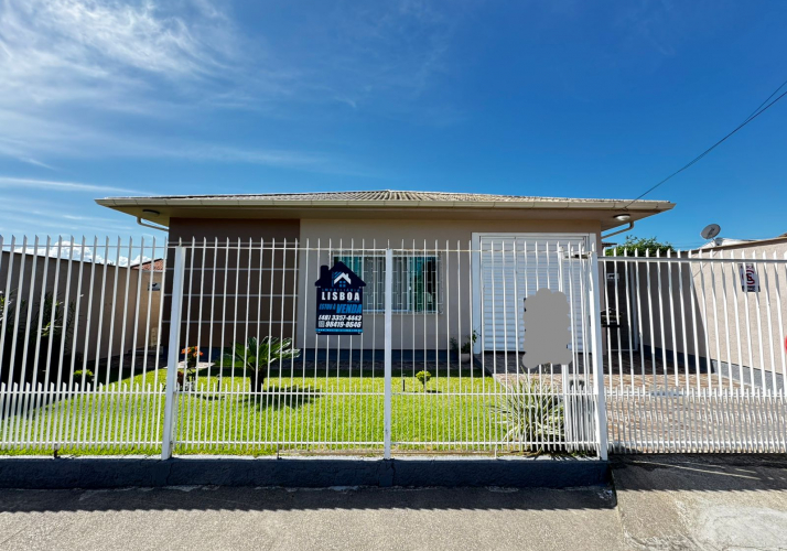 Casa no bairro Forquilhinhas em São José