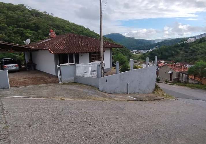Casa a Venda - Brusque - Aceita Troca Parcial com Chácara