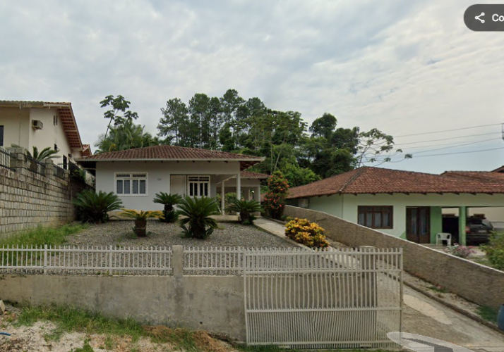 Casa a Venda - Brusque - 3 Quartos - 490 Mil