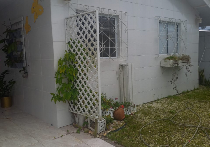 Casa no bairro Forquilhas em São José