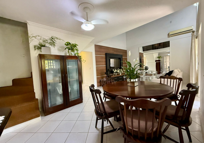 Casa para MORAR Centro Balneário Camboriú