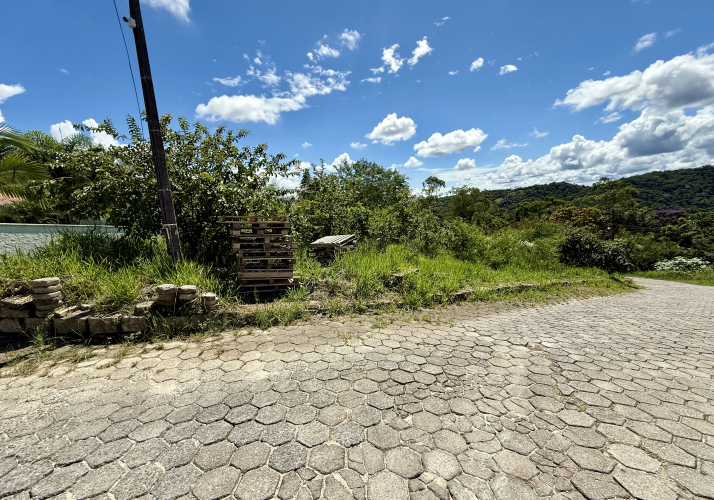 Terreno urbano 1400m²