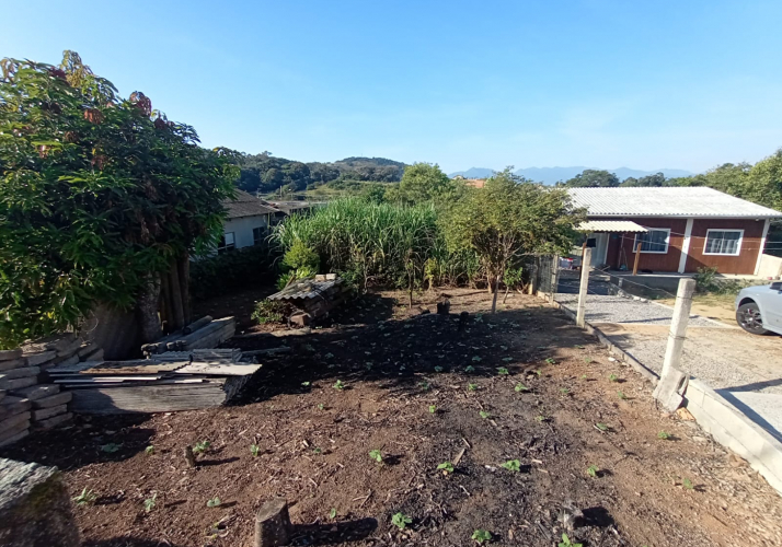 Terreno em Potecas, a 1.800 metros do Bistek Forquilhas