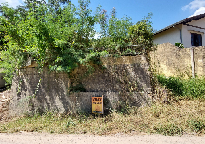 Terreno a Venda em Brusque - 1602,92 m² - 350 Mil