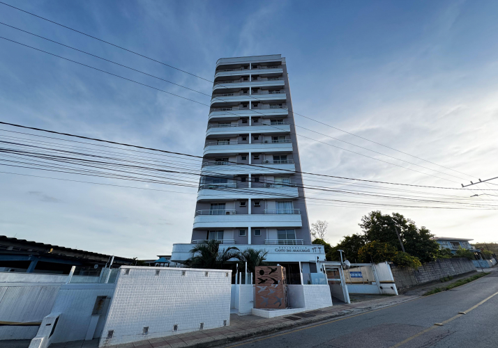 Apartamento no bairro Areias em São José
