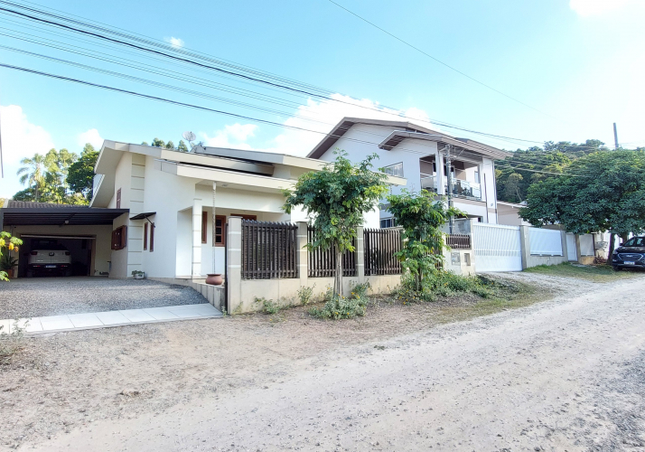 Casa a Venda - Itajaí - 780 Mil - 3 Quartos