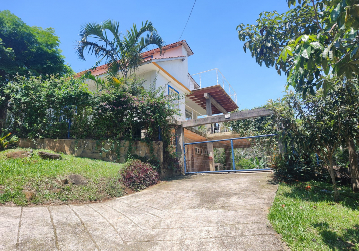 Casa para locação no Pântano do Sul.