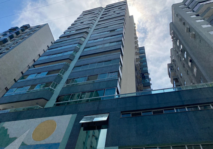 Apartamento no bairro QUADRA MAR em Balneário Camboriú