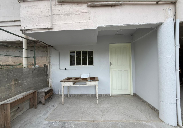 Quitinete no bairro Bateas em Brusque