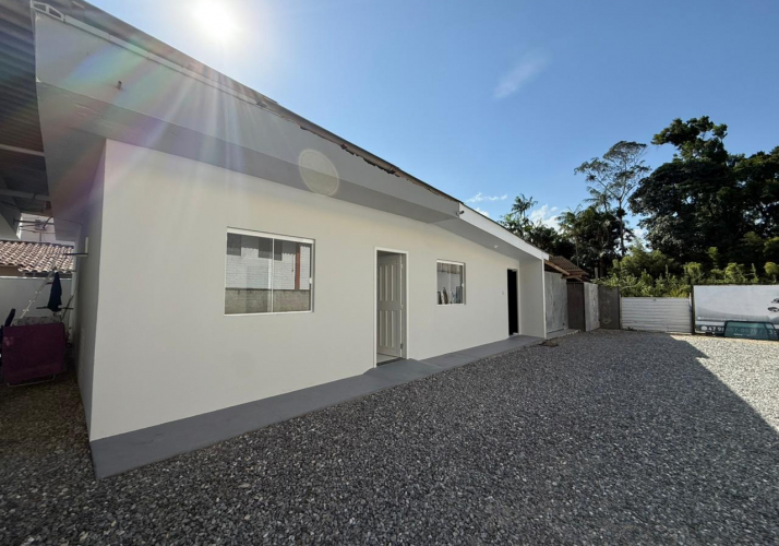 Quitinete no bairro Limeira Baixa em Brusque