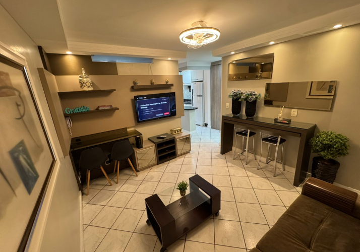 Apartamento no bairro Centro em Balneário Camboriú