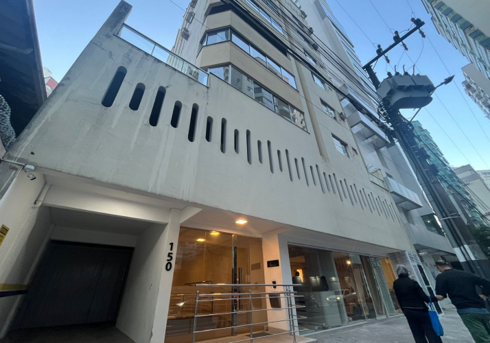 Apartamento Quadra Mar - 3 Quartos (1 Suíte)