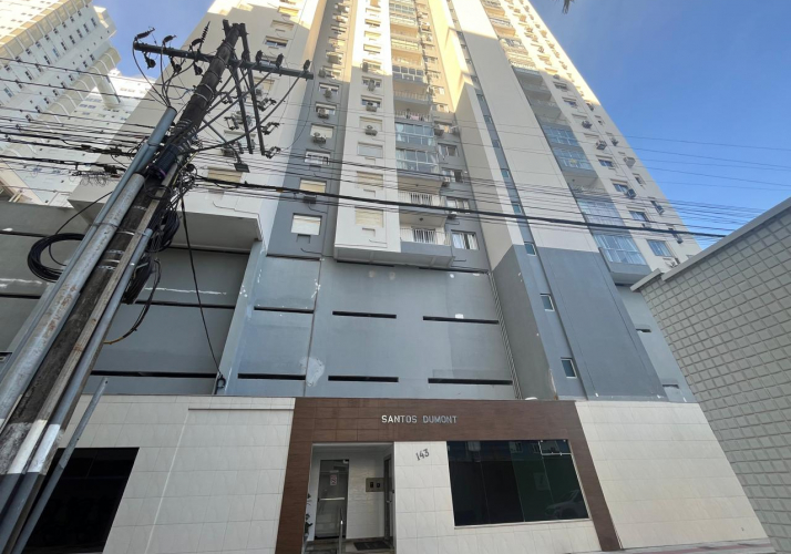 Apartamento no bairro Centro em Balneário Camboriú