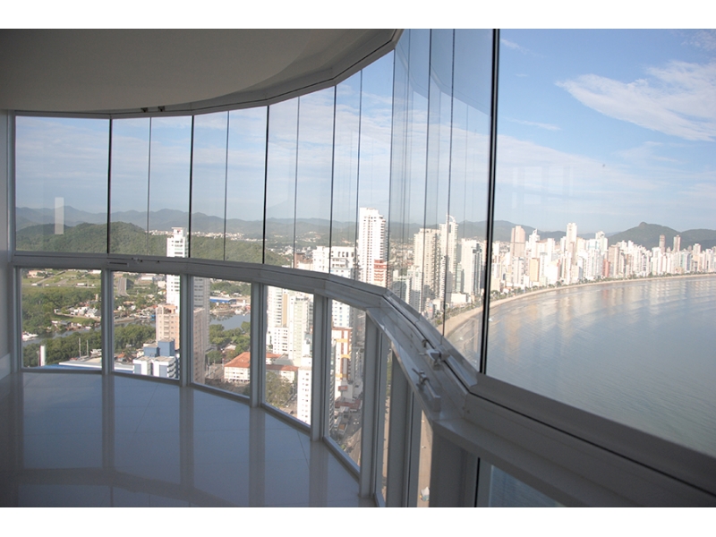 Cobertura Duplex 6 suítes Frente Mar
