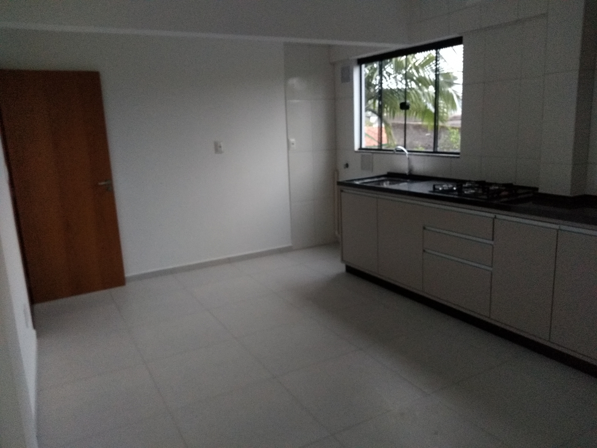 Quitinete no bairro Santa Terezinha em Brusque