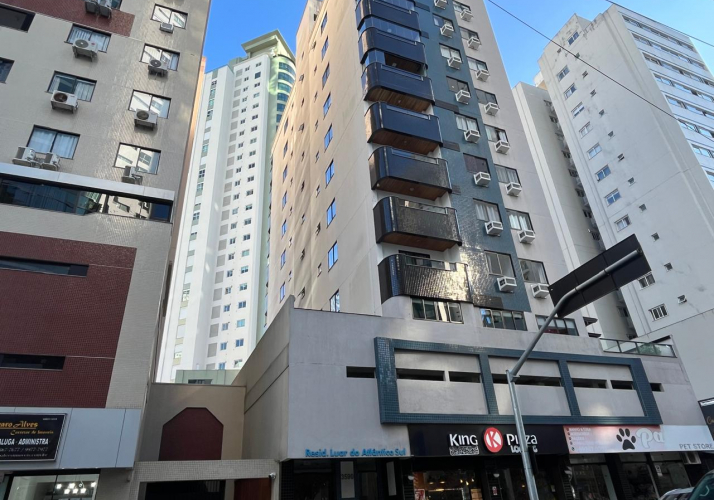 Aluguel Anual - Centro / Balneário Camboriú - SC