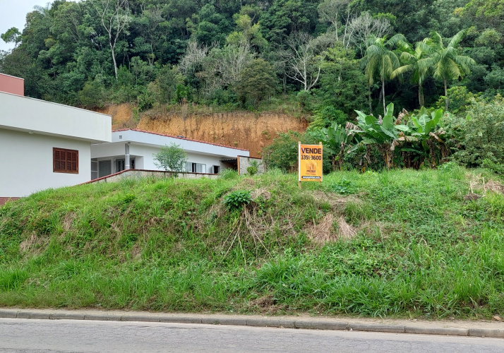 Terreno Comercial a Venda - Brusque - 4.280m² - 650 mil